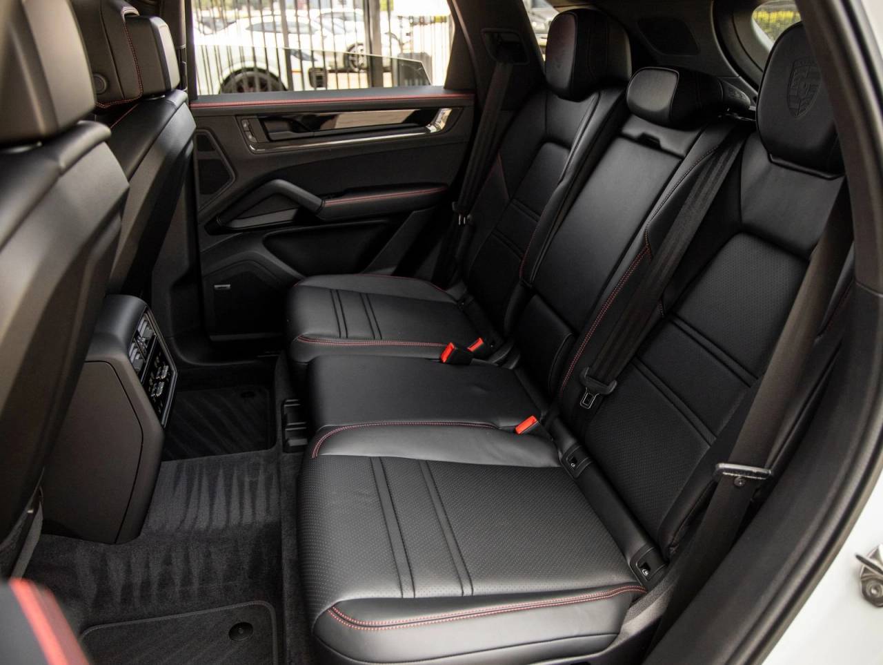 2026 Porsche Cayenne Cayenne GTS