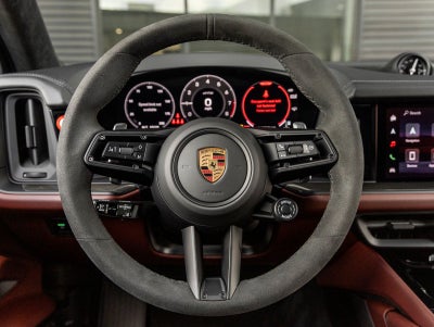2026 Porsche Cayenne Cayenne GTS