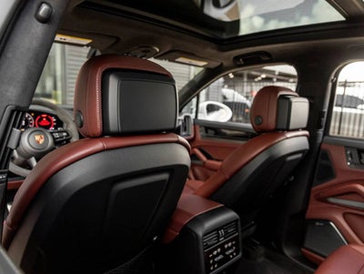 2026 Porsche Cayenne Cayenne GTS