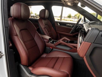 2026 Porsche Cayenne Cayenne GTS