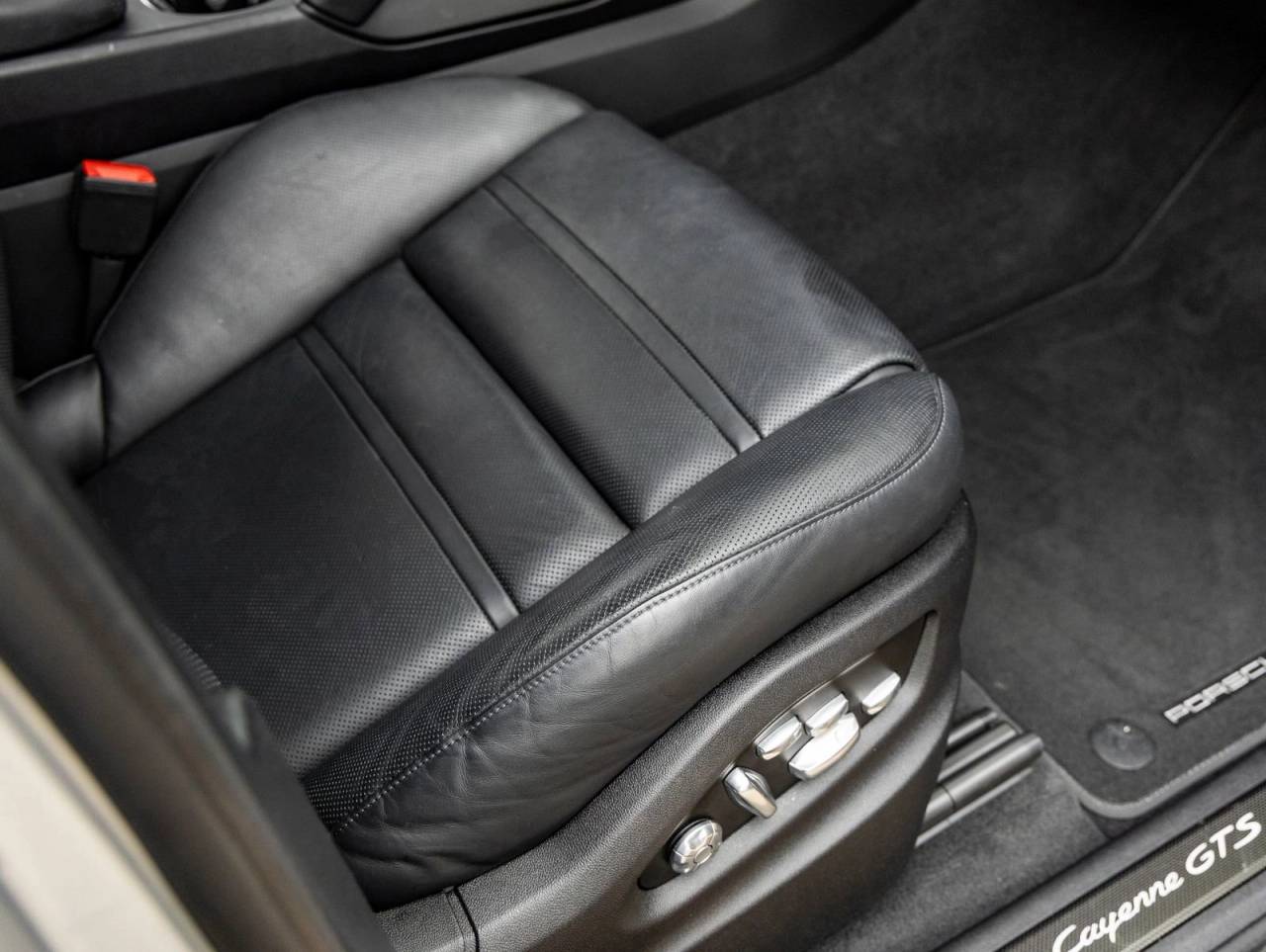 2021 Porsche Cayenne Cayenne GTS (MY21)