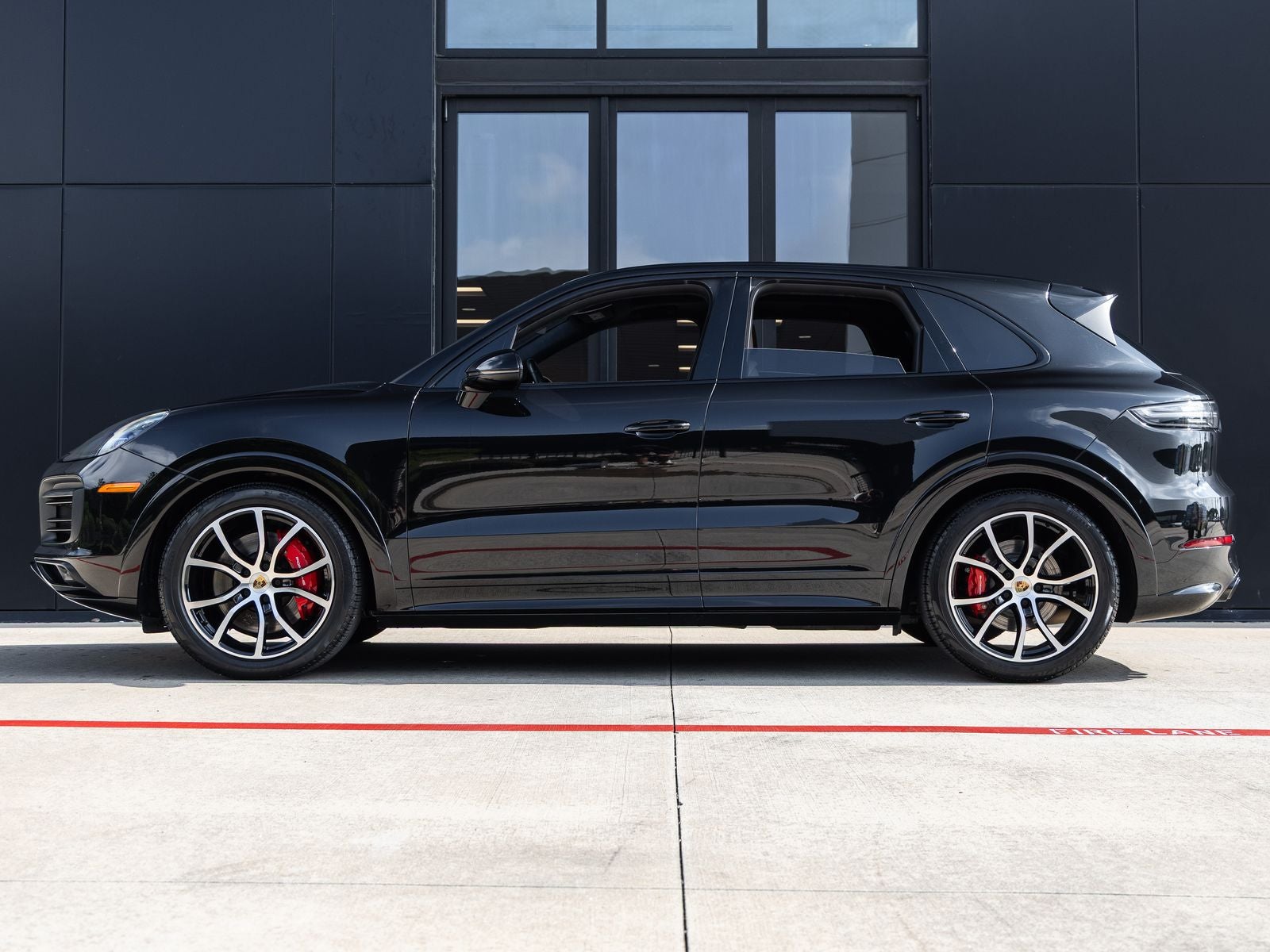 2023 Porsche Cayenne GTS