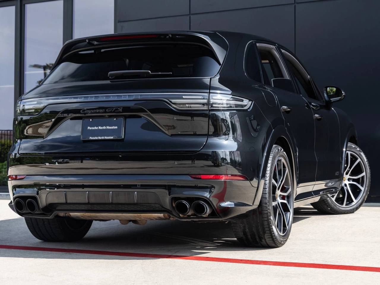 2023 Porsche Cayenne GTS