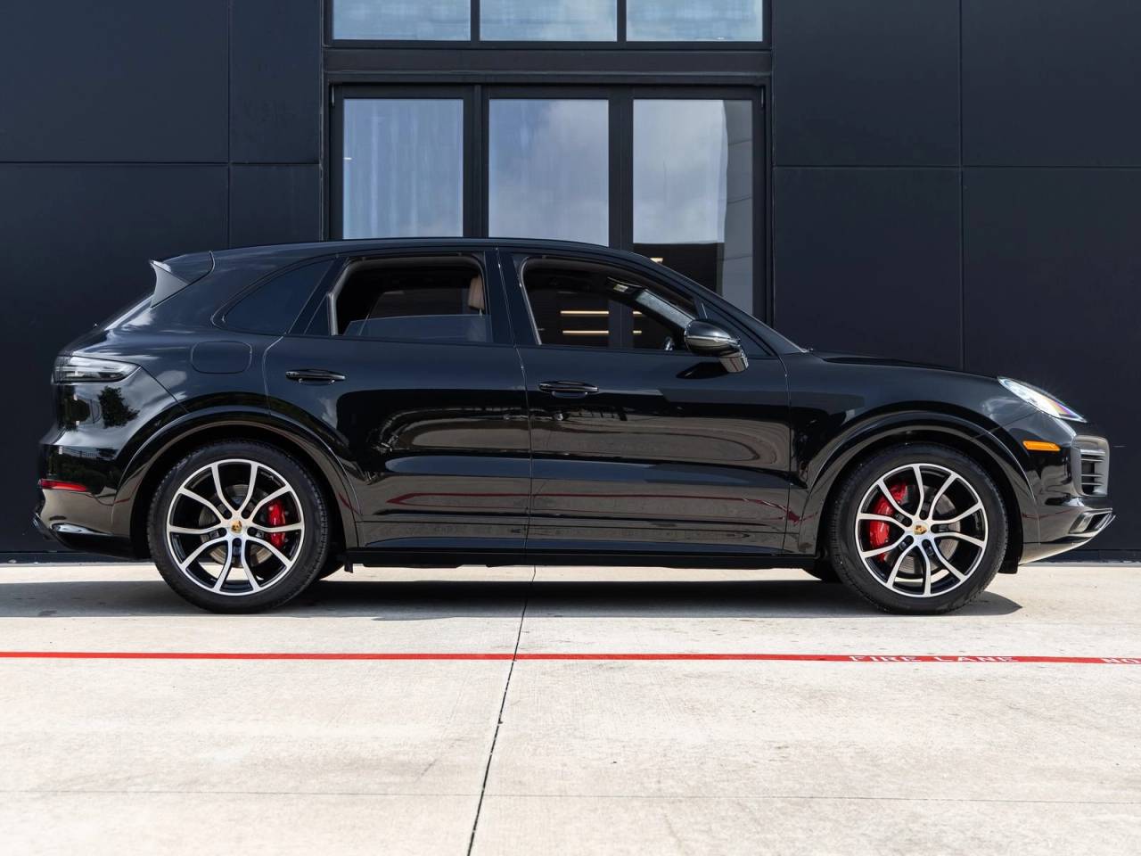 2023 Porsche Cayenne GTS