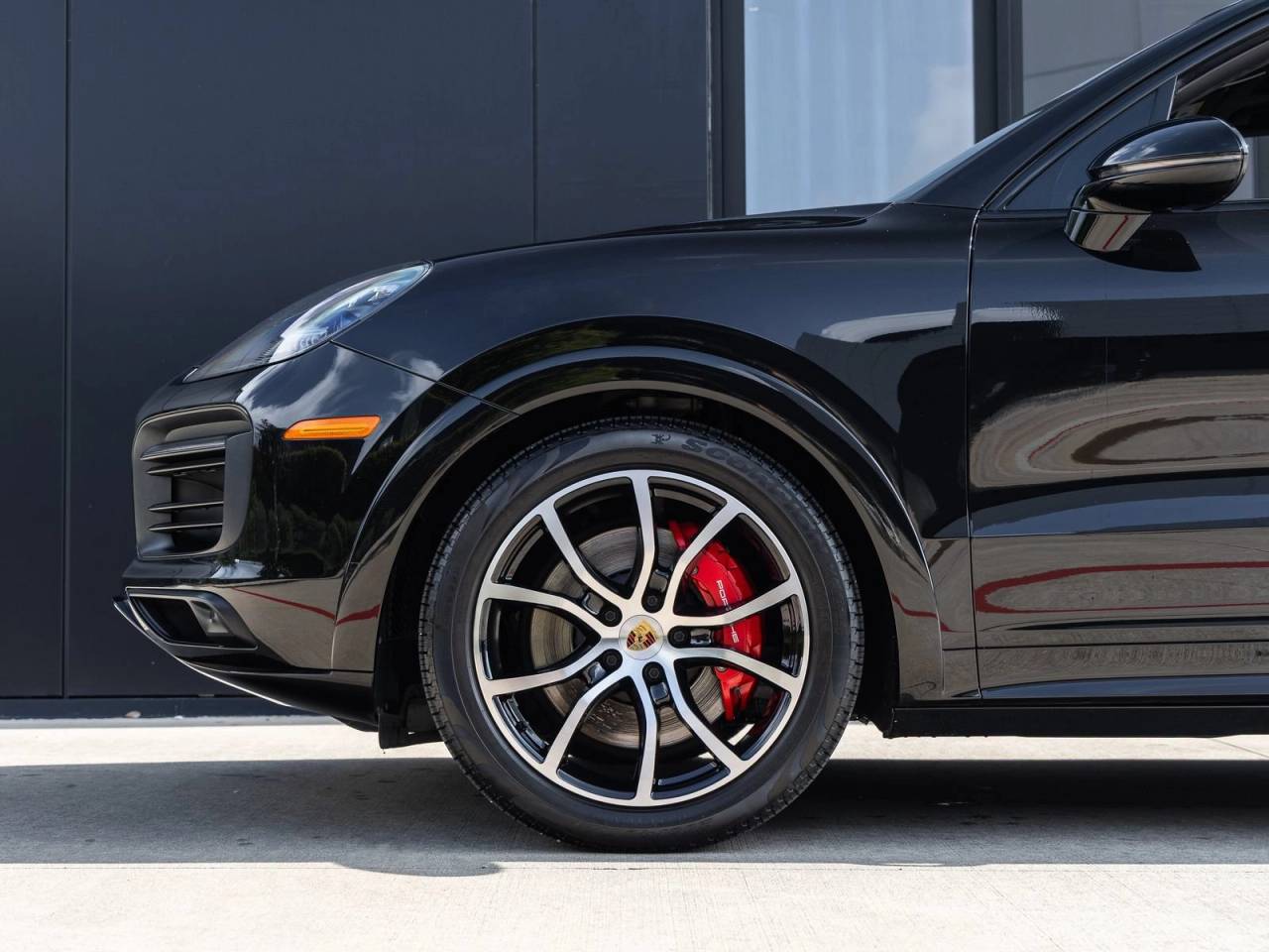 2023 Porsche Cayenne GTS