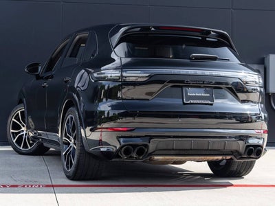 2023 Porsche Cayenne GTS