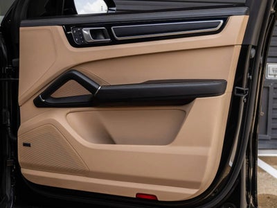 2023 Porsche Cayenne GTS
