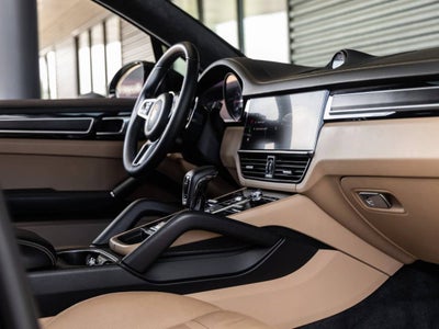 2023 Porsche Cayenne GTS