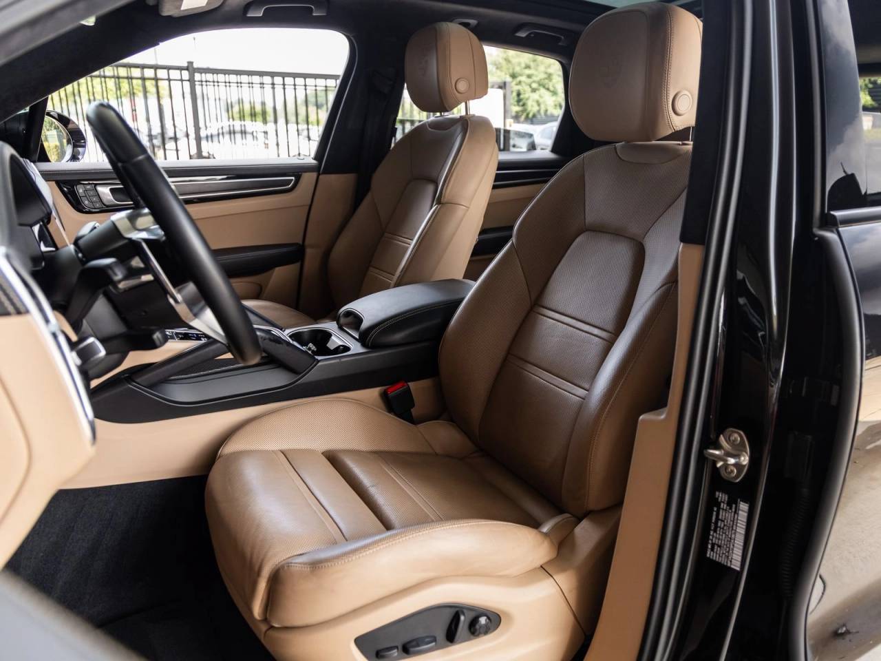 2023 Porsche Cayenne GTS