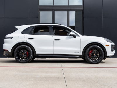 2026 Porsche Cayenne Cayenne GTS