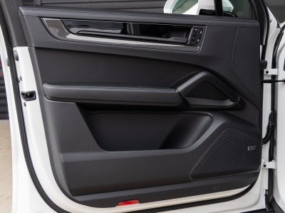 2026 Porsche Cayenne Cayenne GTS