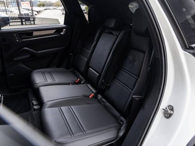 2026 Porsche Cayenne Cayenne GTS