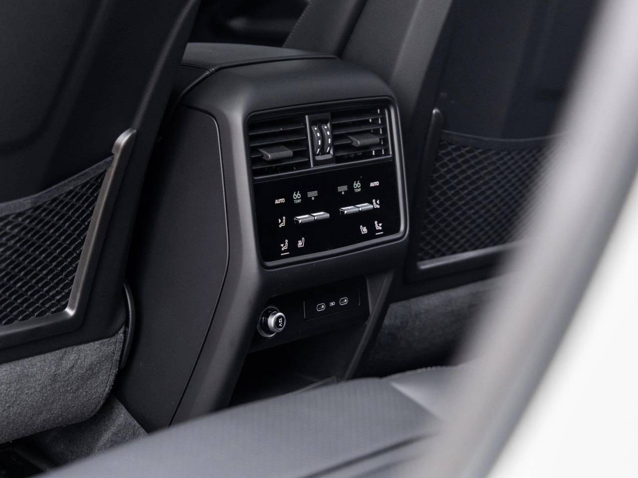 2026 Porsche Cayenne Cayenne GTS