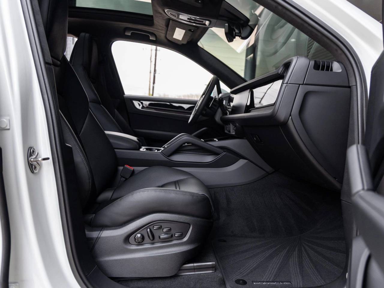 2026 Porsche Cayenne Cayenne GTS