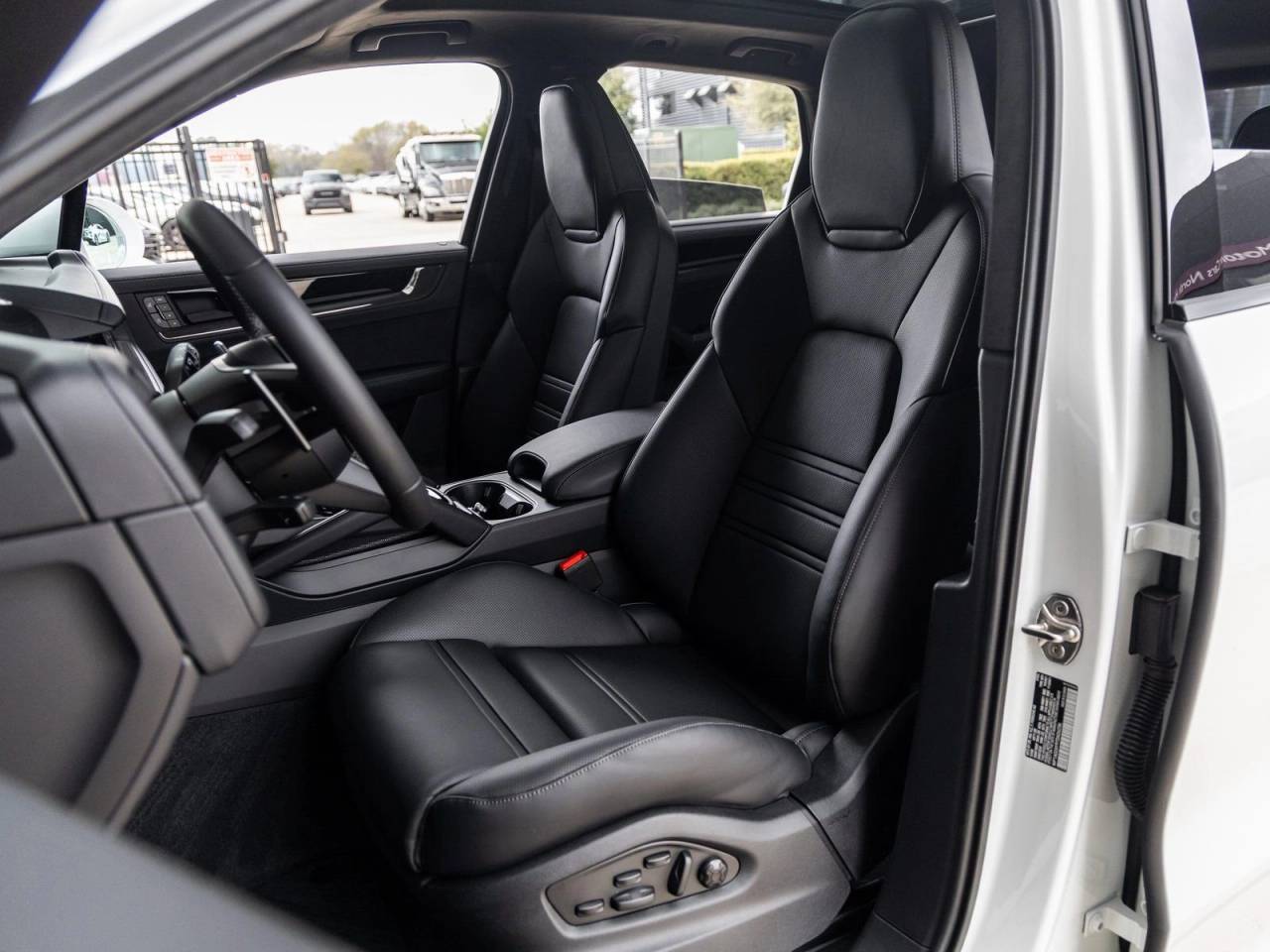 2026 Porsche Cayenne Cayenne GTS