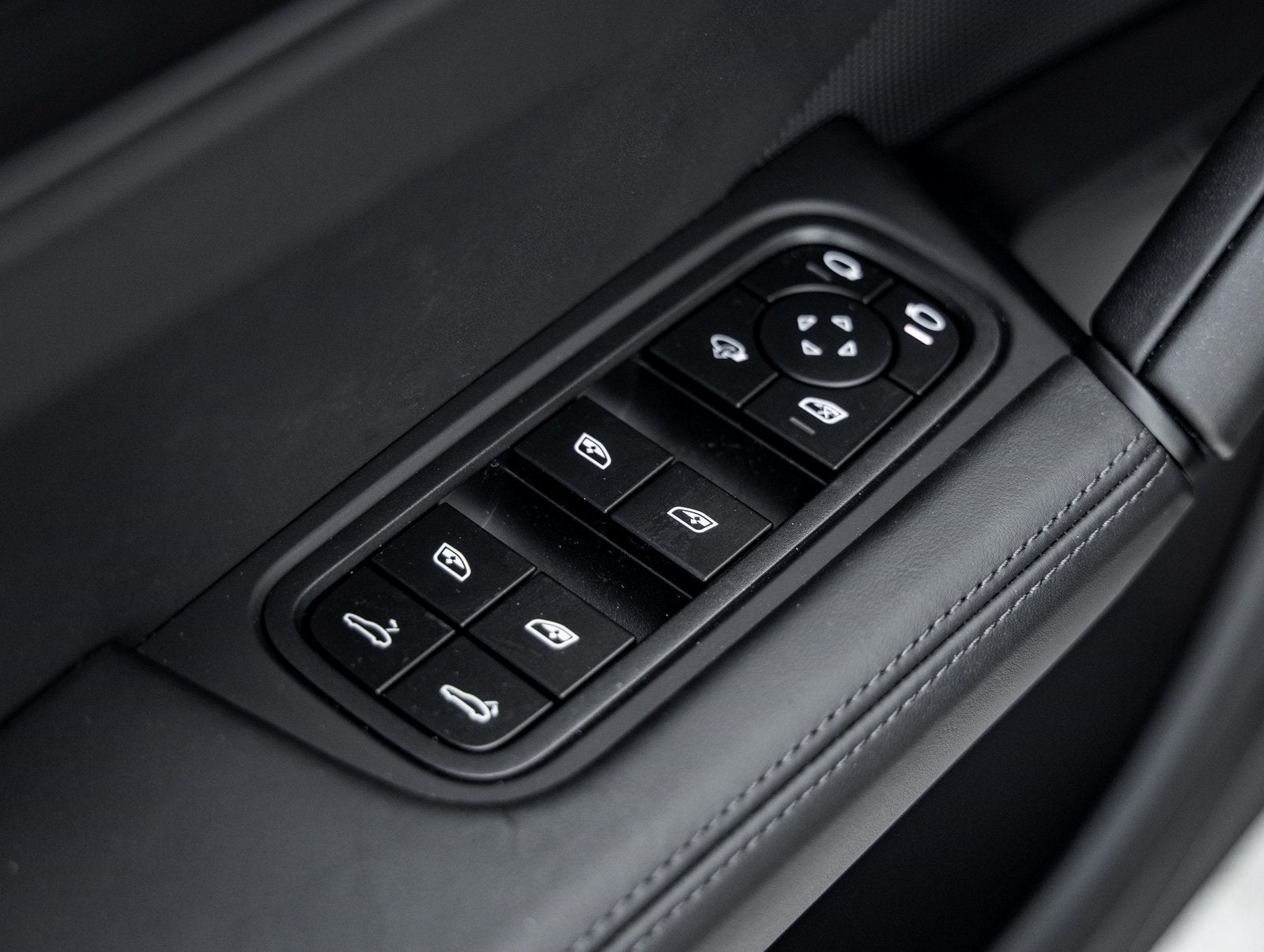 2026 Porsche Cayenne Cayenne GTS