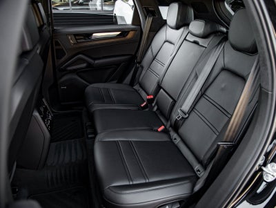 2026 Porsche Cayenne Cayenne GTS