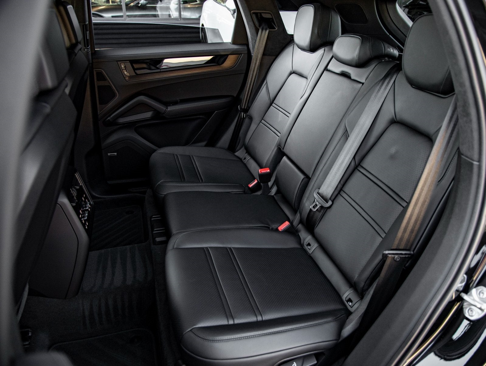 2026 Porsche Cayenne Cayenne GTS