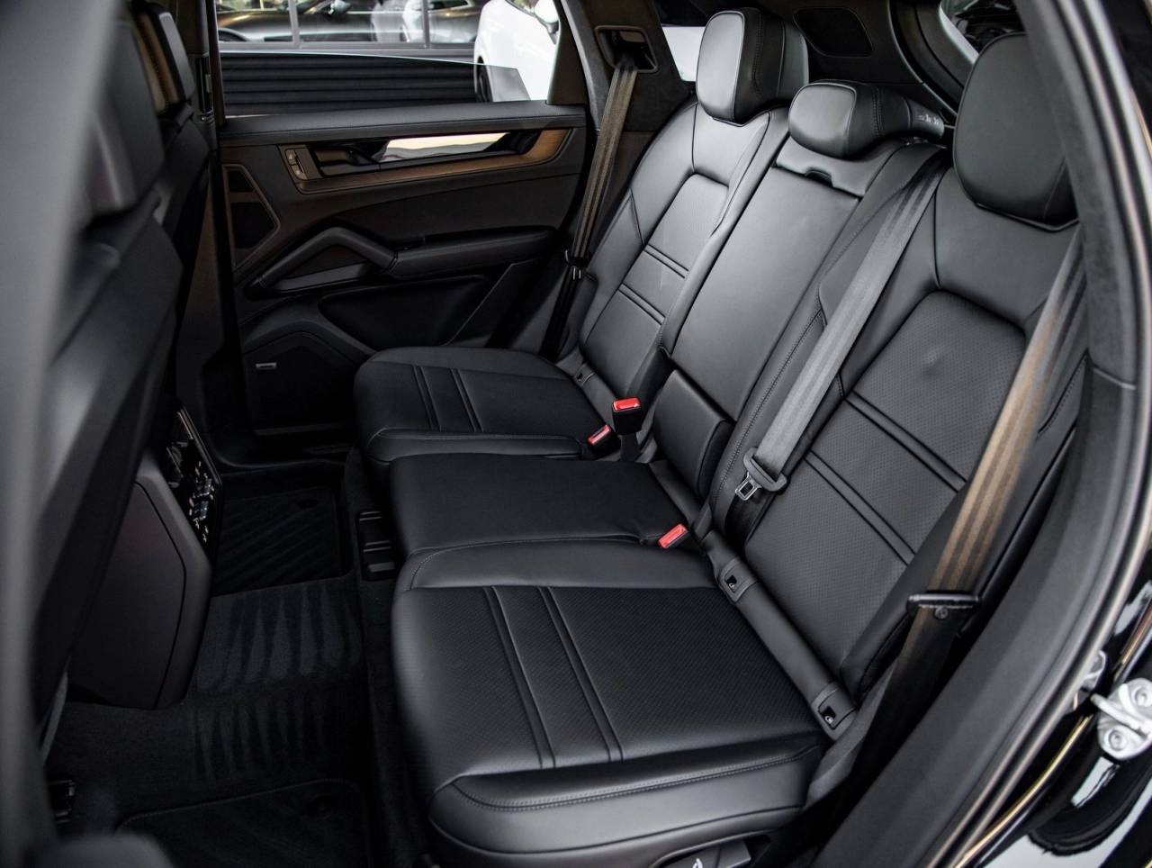 2026 Porsche Cayenne Cayenne GTS