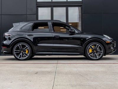 2022 Porsche Cayenne E-Hybrid Cayenne Turbo S E-Hybrid (MY22)