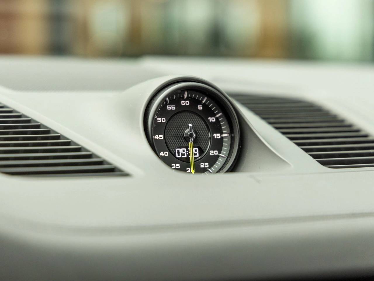 2022 Porsche Cayenne E-Hybrid Cayenne Turbo S E-Hybrid (MY22)