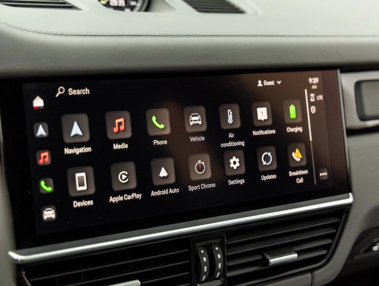 2022 Porsche Cayenne E-Hybrid Cayenne Turbo S E-Hybrid (MY22)