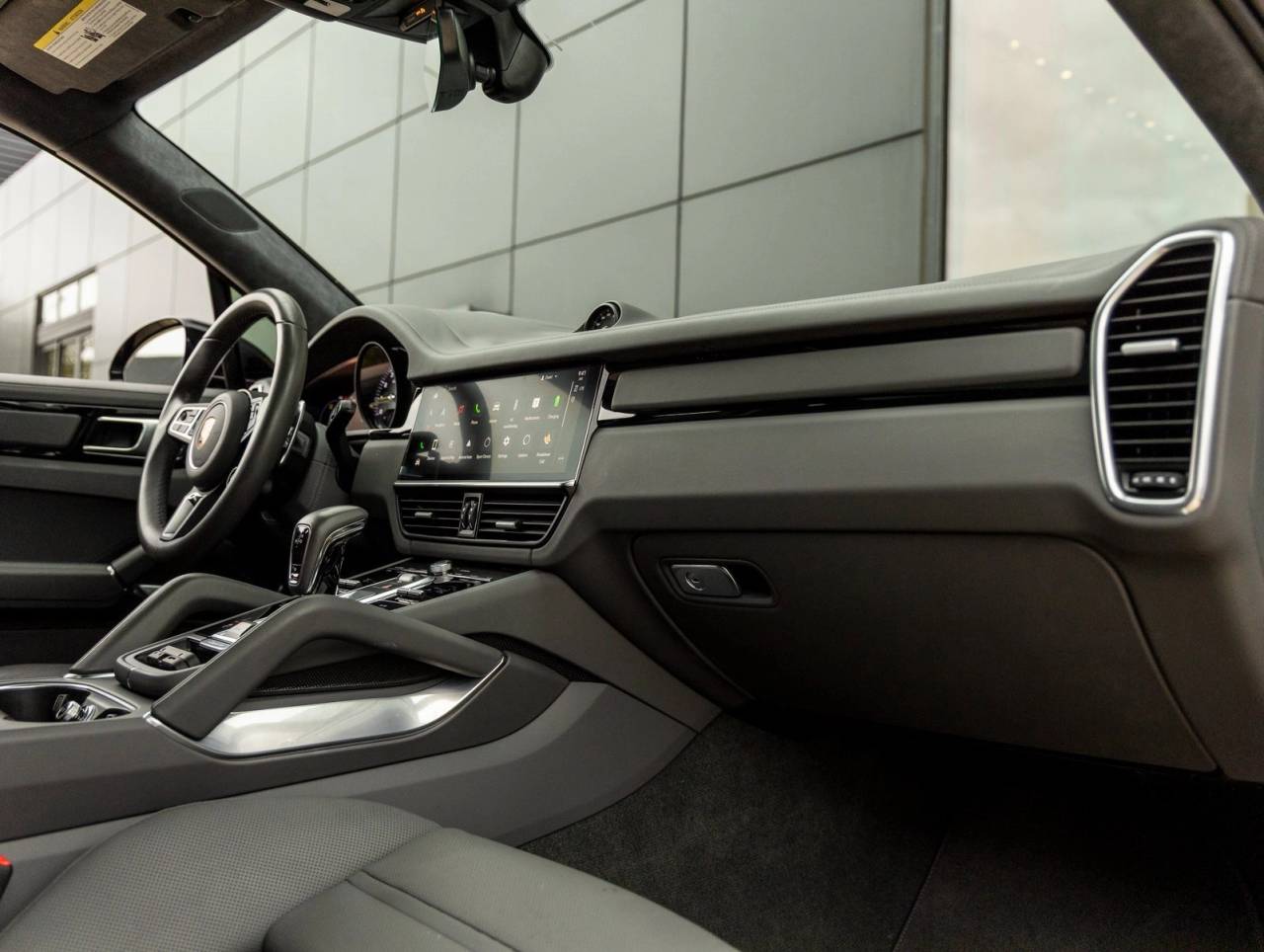 2022 Porsche Cayenne E-Hybrid Cayenne Turbo S E-Hybrid (MY22)