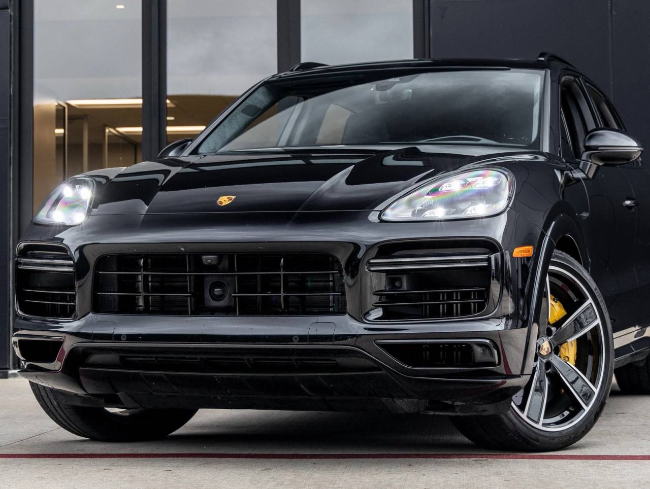 2022 Porsche Cayenne E-Hybrid Cayenne Turbo S E-Hybrid (MY22)
