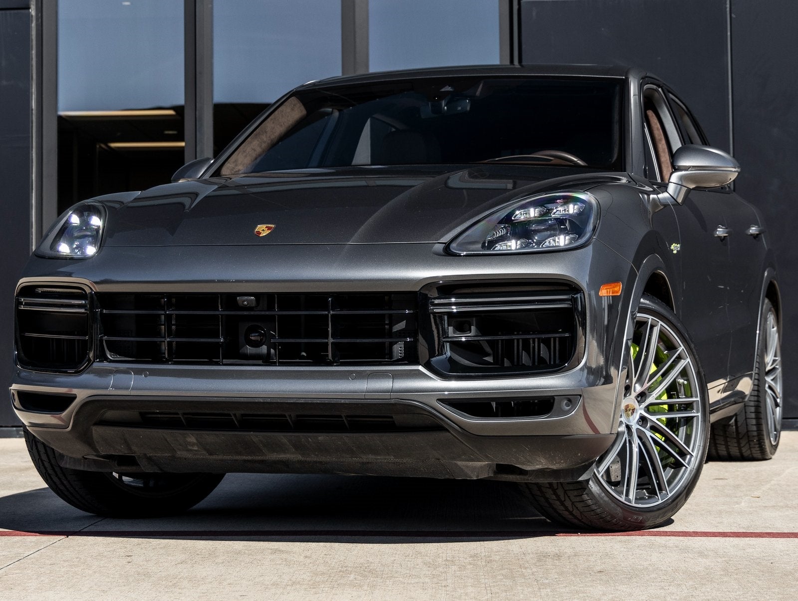 2023 Porsche Cayenne E-Hybrid Cayenne Turbo S E-Hybrid (MY23)