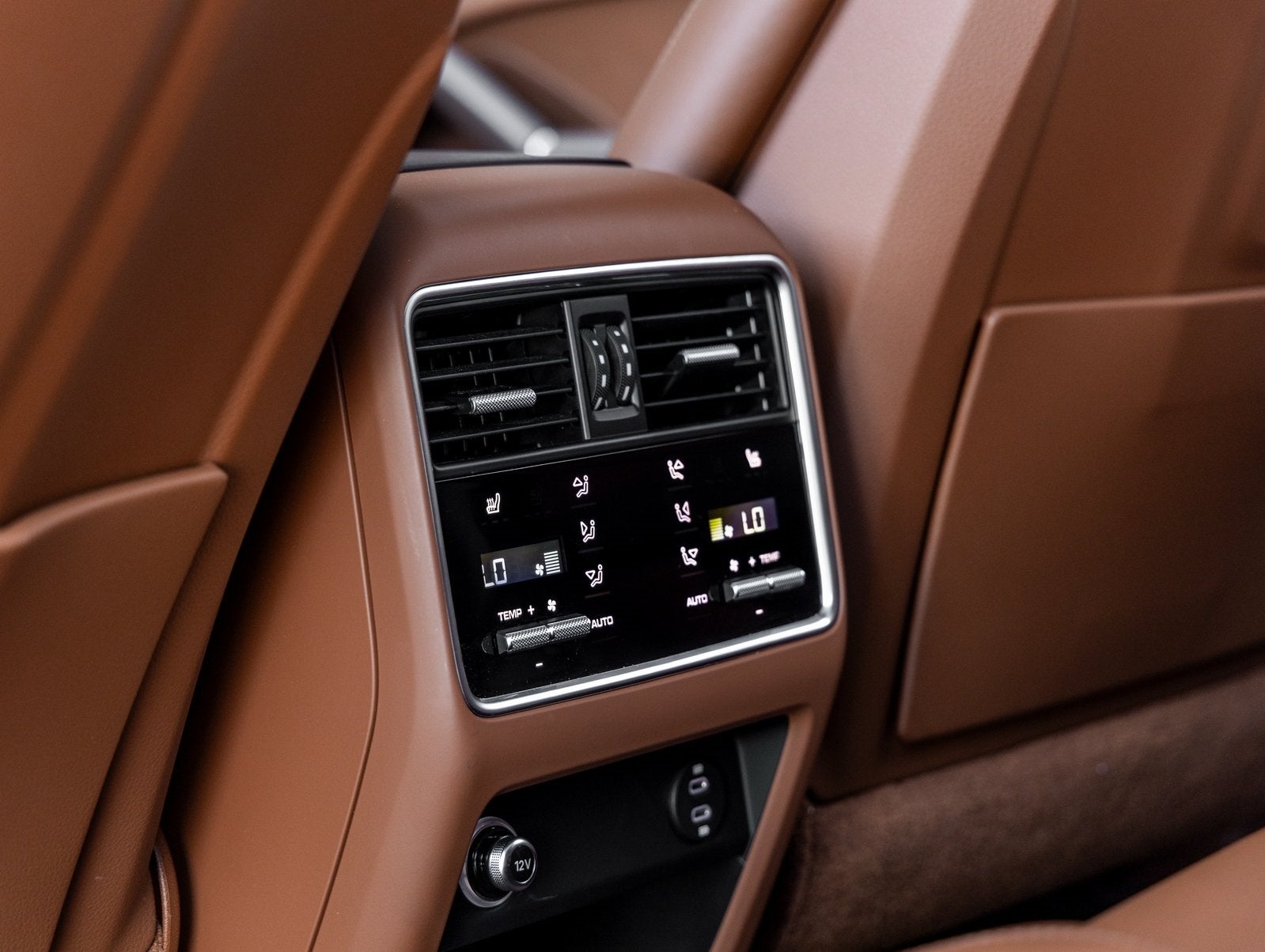 2023 Porsche Cayenne E-Hybrid Cayenne Turbo S E-Hybrid (MY23)