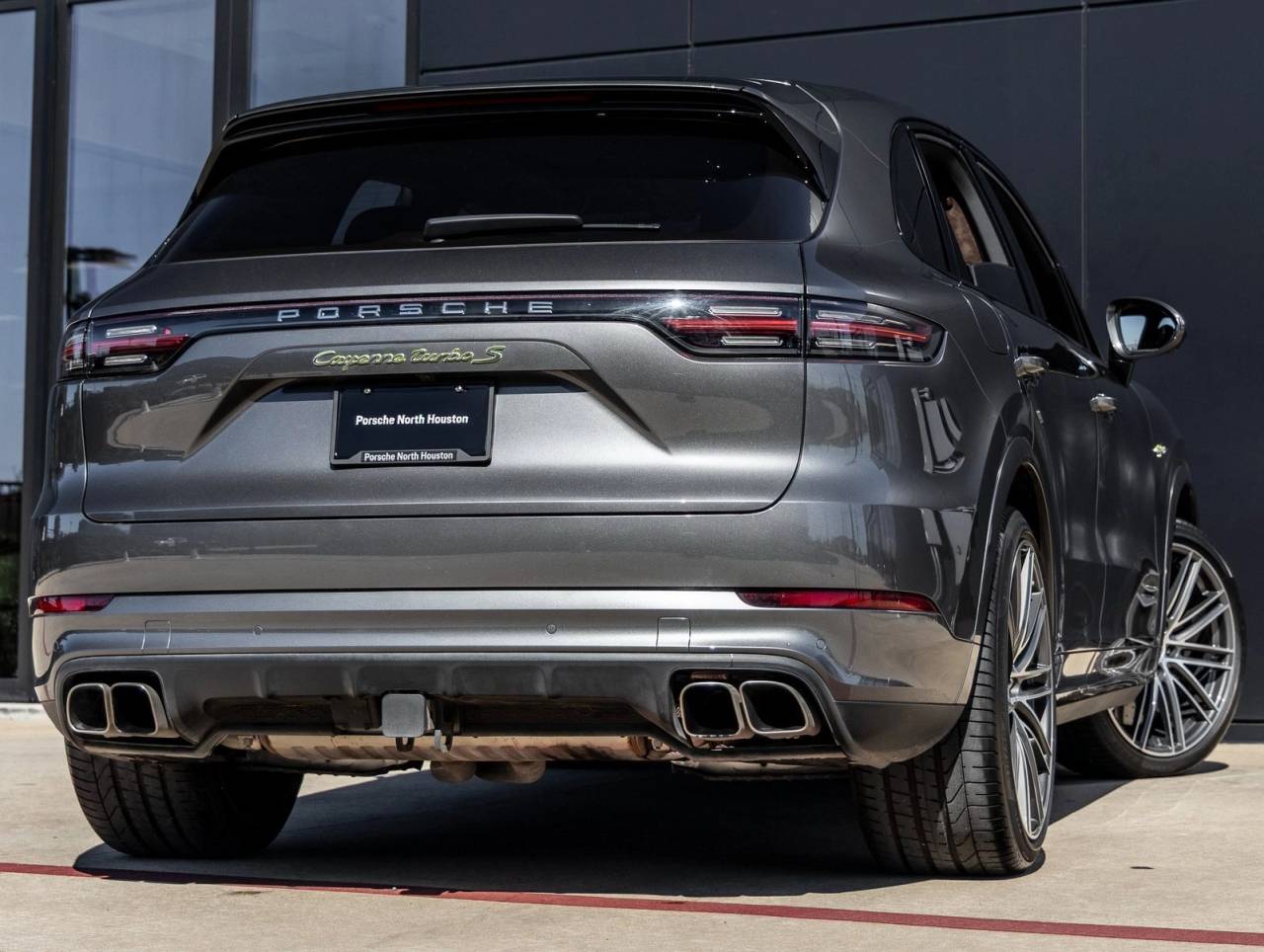 2023 Porsche Cayenne E-Hybrid Cayenne Turbo S E-Hybrid (MY23)