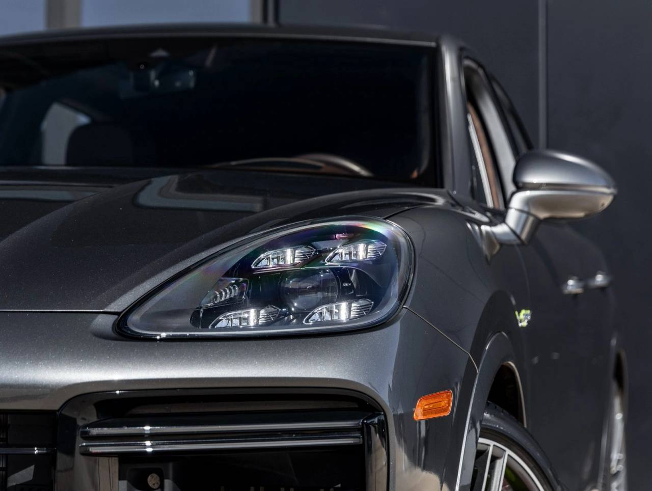 2023 Porsche Cayenne E-Hybrid Cayenne Turbo S E-Hybrid (MY23)