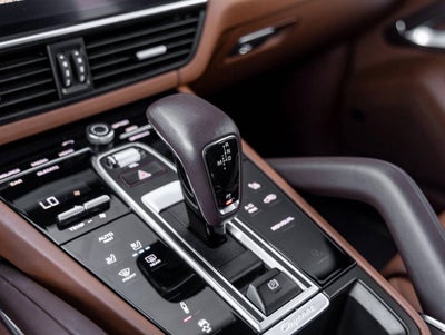 2023 Porsche Cayenne E-Hybrid Cayenne Turbo S E-Hybrid (MY23)