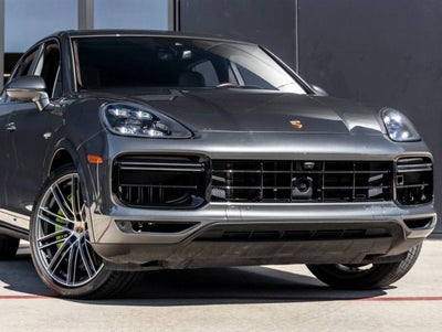 2023 Porsche Cayenne E-Hybrid Cayenne Turbo S E-Hybrid (MY23)