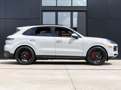 2026 Porsche Cayenne S