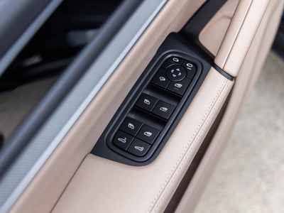 2025 Porsche Cayenne S