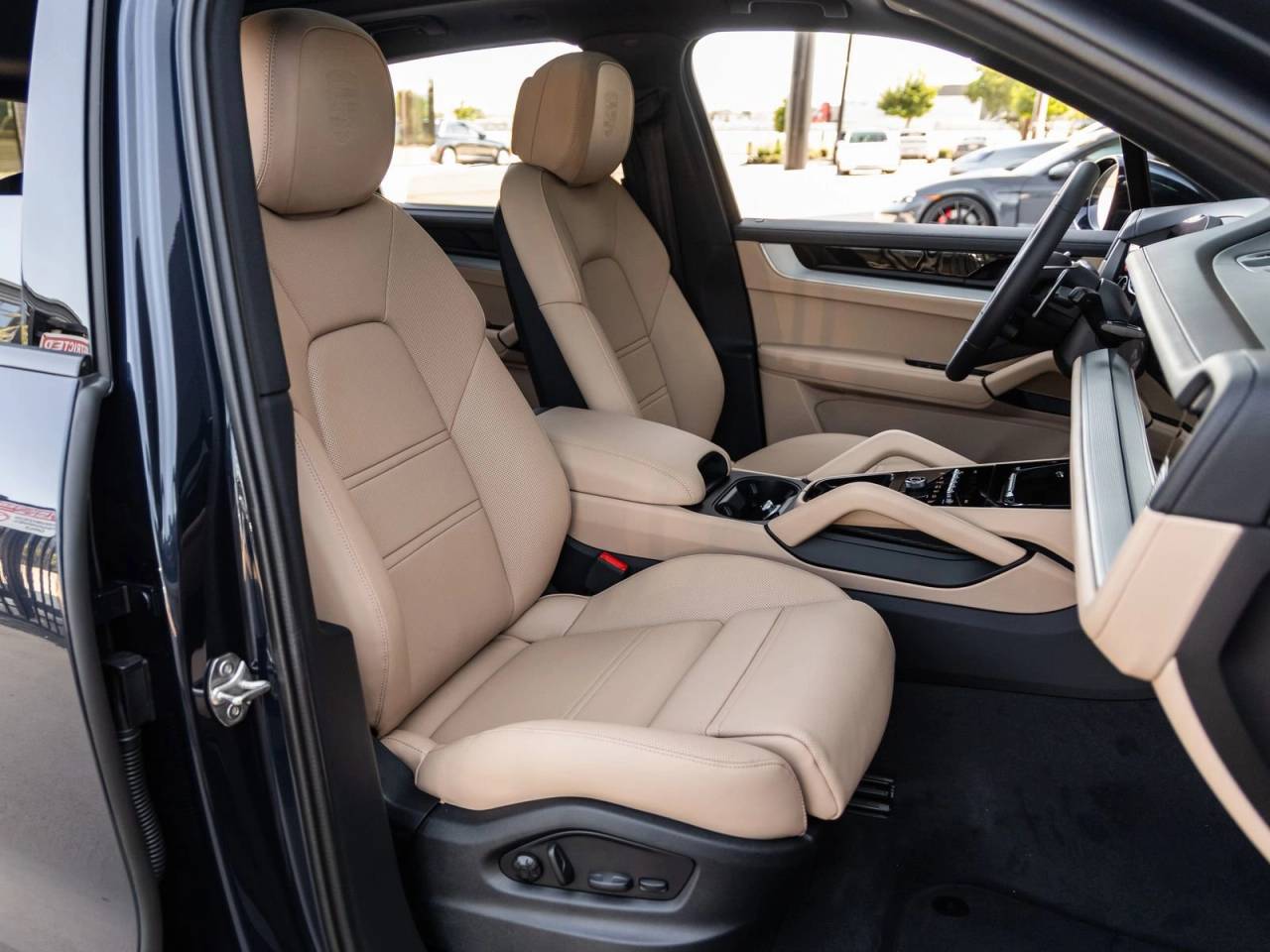 2025 Porsche Cayenne S