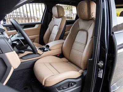 2025 Porsche Cayenne S