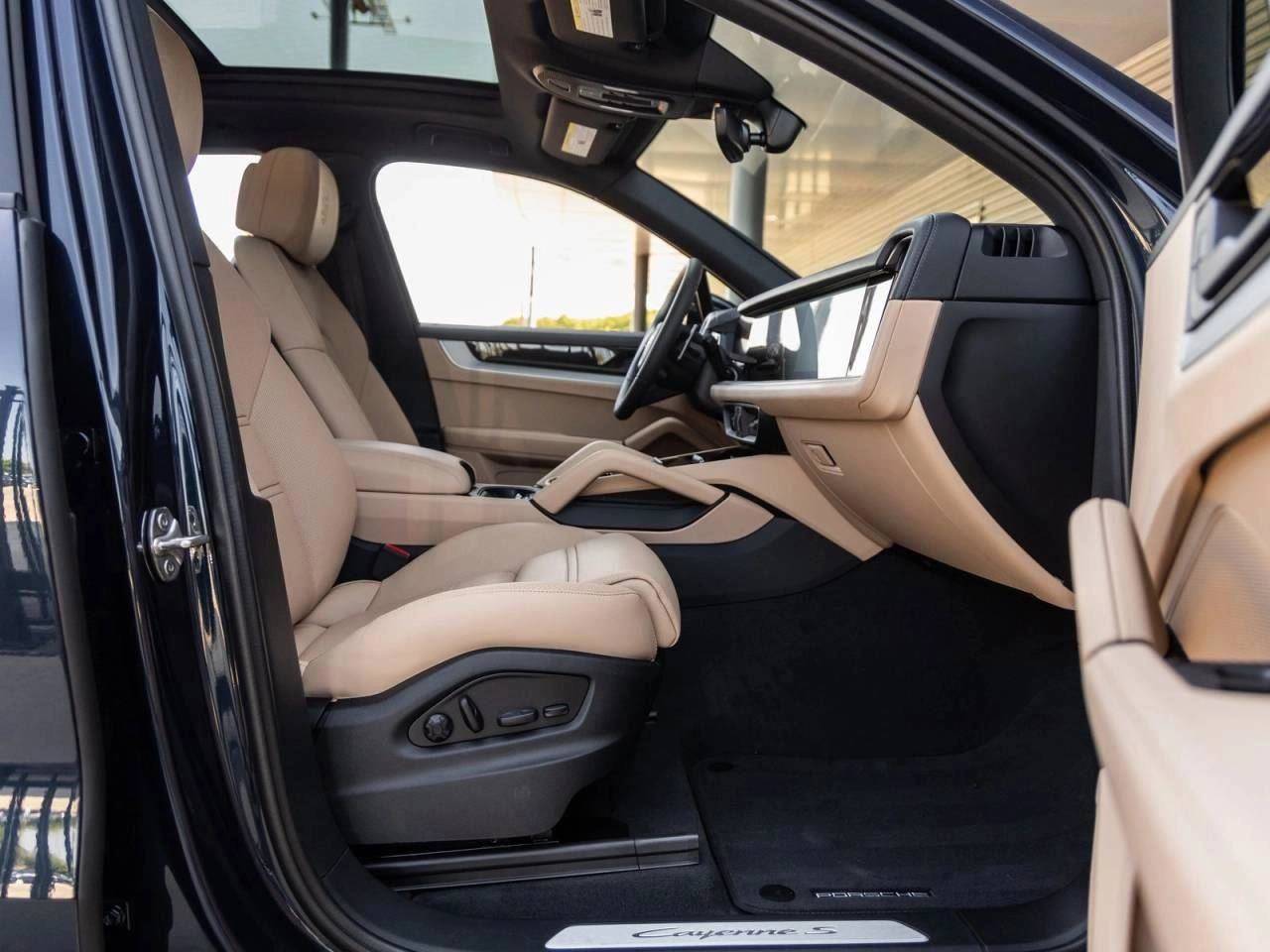 2025 Porsche Cayenne S