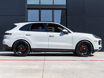 2026 Porsche Cayenne S