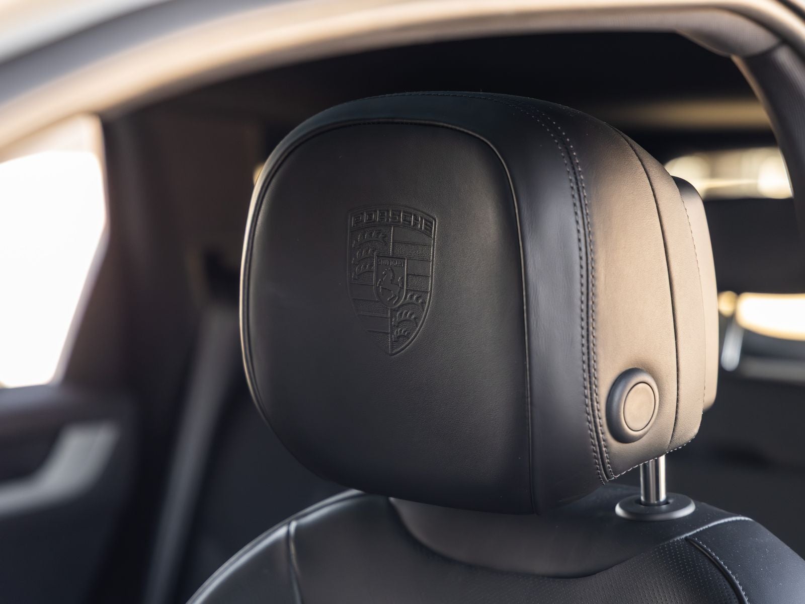 2024 Porsche Cayenne Cayenne S (MY24)