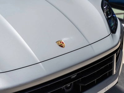 2024 Porsche Cayenne Cayenne S (MY24)