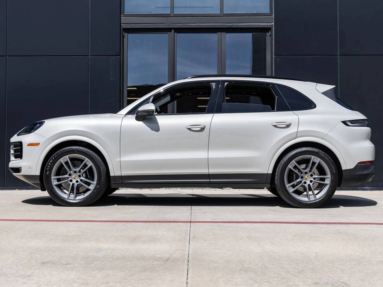 2024 Porsche Cayenne Cayenne S (MY24)