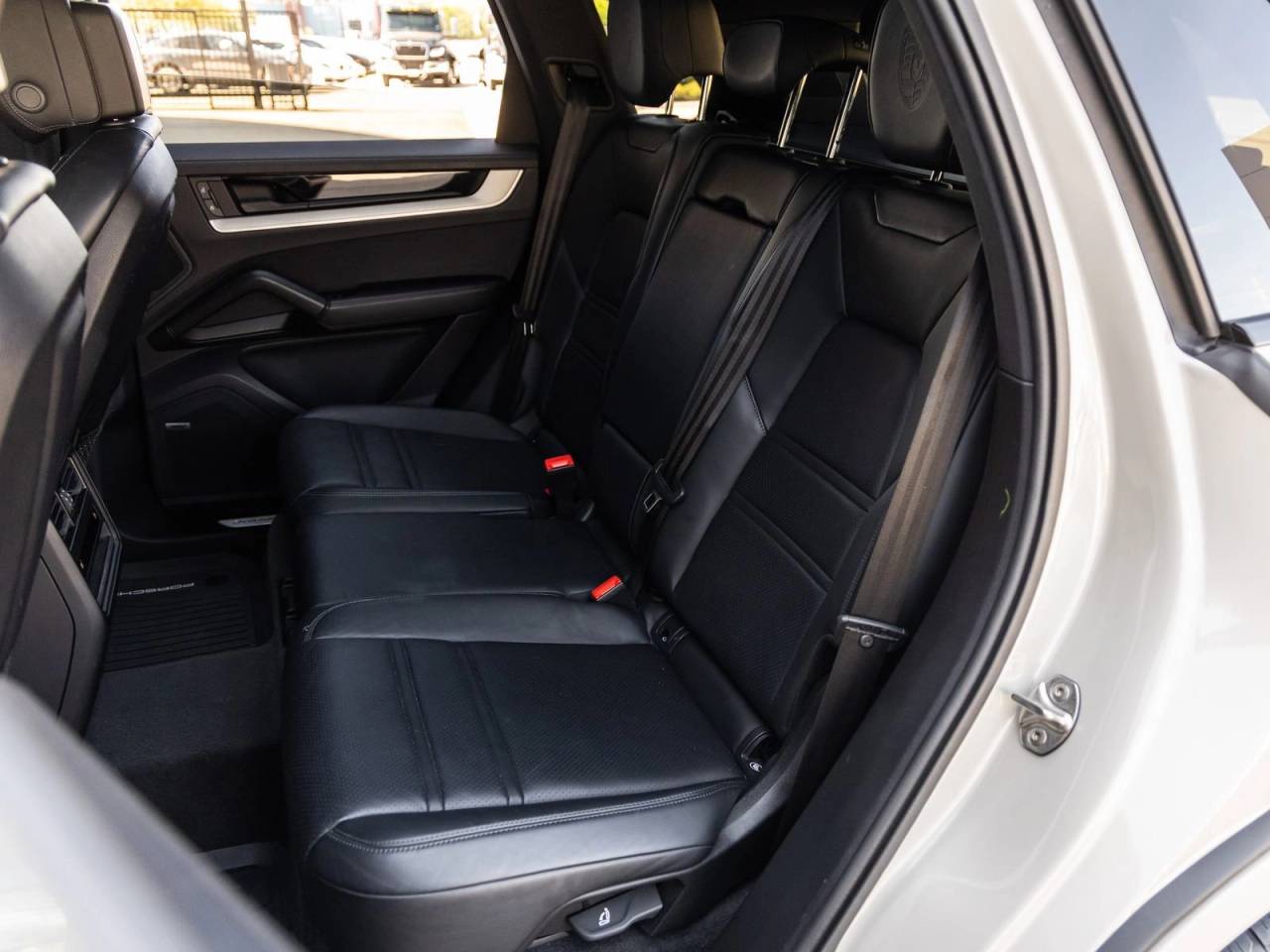 2024 Porsche Cayenne Cayenne S (MY24)