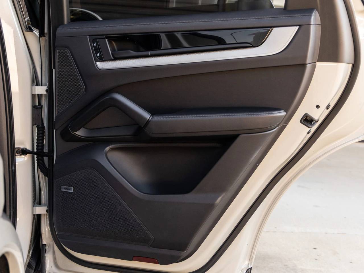 2024 Porsche Cayenne Cayenne S (MY24)