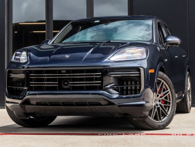 2025 Porsche Cayenne E-Hybrid Turbo