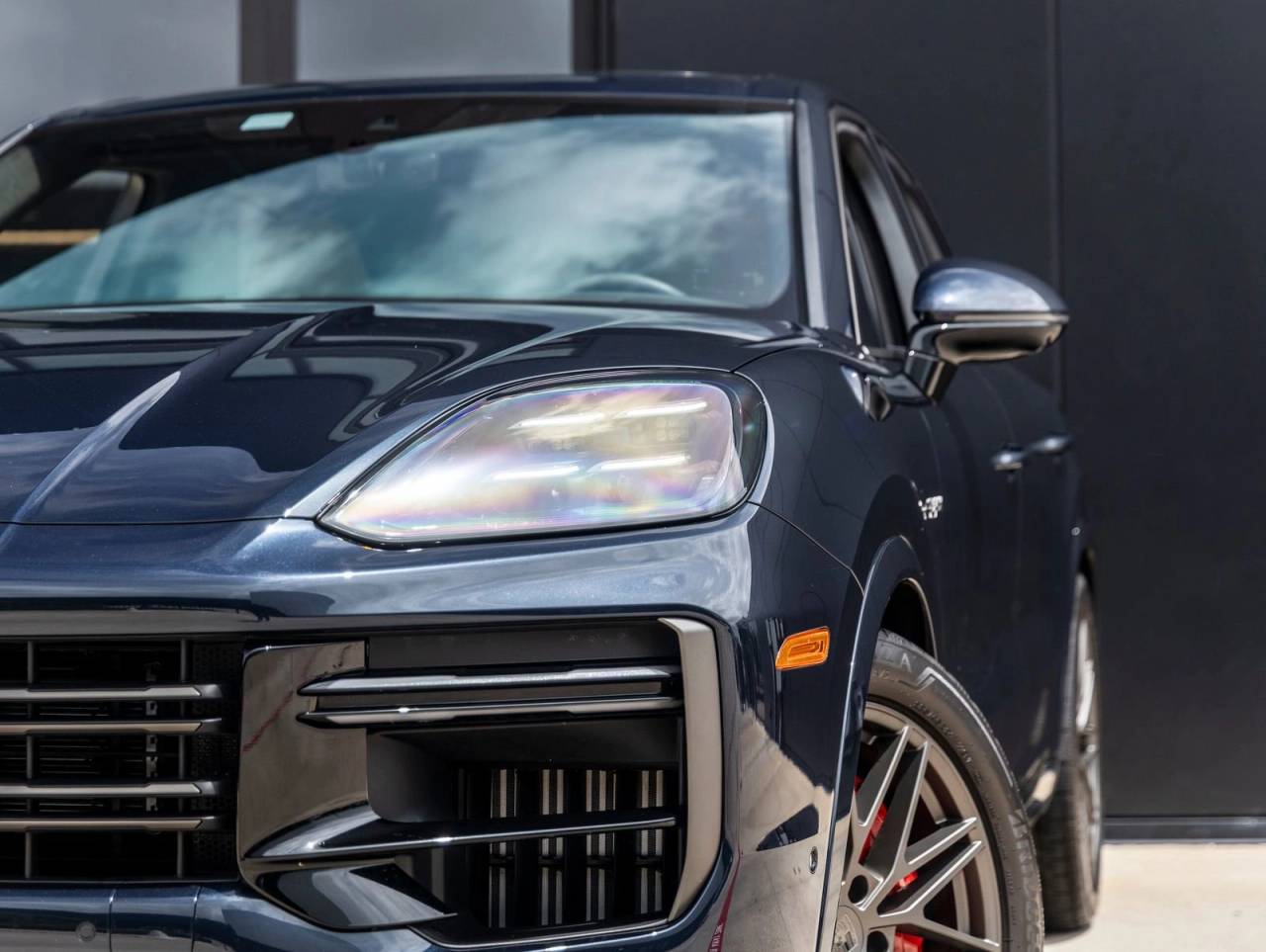 2025 Porsche Cayenne Turbo E-Hybrid