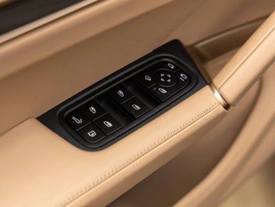 2025 Porsche Cayenne Turbo E-Hybrid