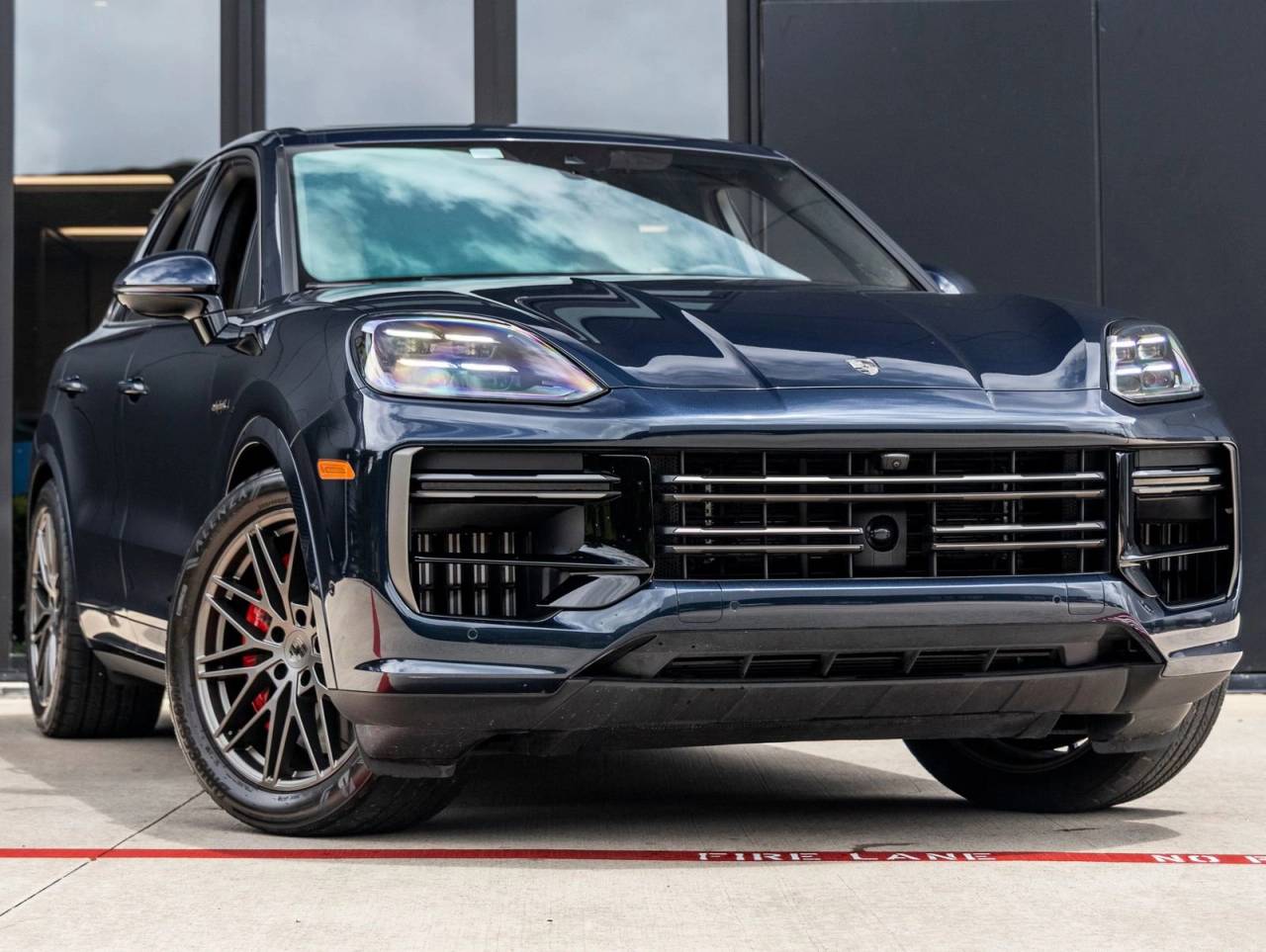 2025 Porsche Cayenne Turbo E-Hybrid