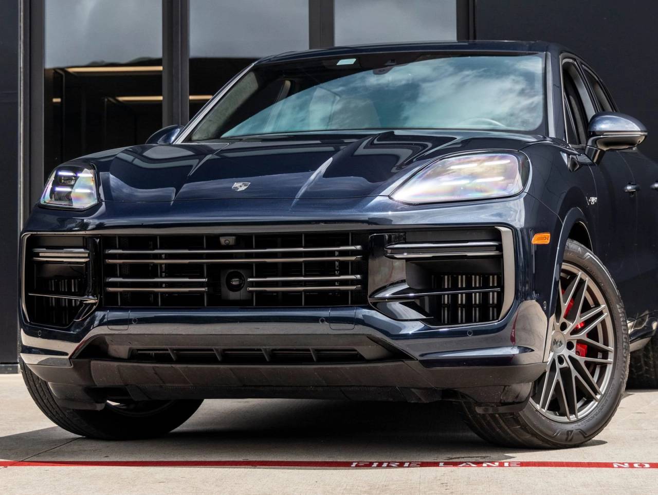 2025 Porsche Cayenne Turbo E-Hybrid